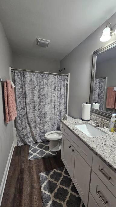 Gorgeous 3 Bedroom Home With Cable Tv In All Rooms & Free Wi-Fi Конкорд Экстерьер фото